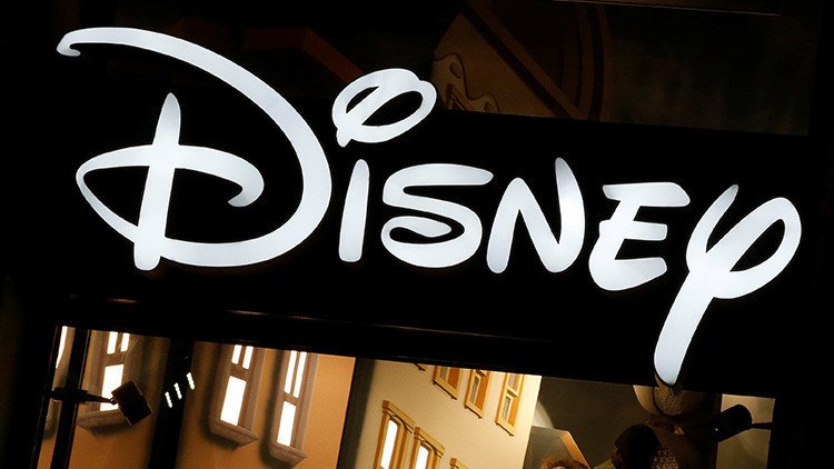 Demandan a Disney por espiar a niños a través de 42 aplicaciones 