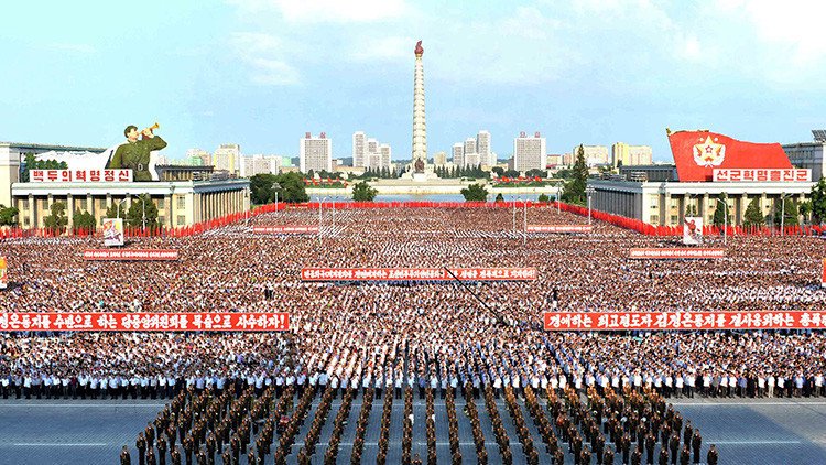 VIDEO: Miles de norcoreanos marchan contra las sanciones de la ONU