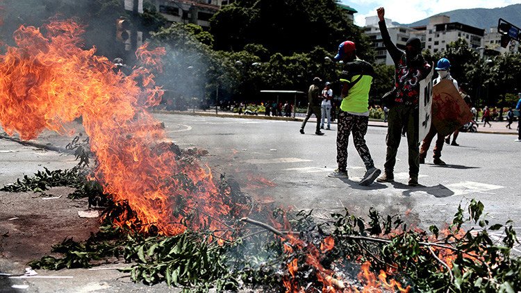 Venezuela: ¿la 'guarimba' pasó de las calles a las cajas registradoras de los comercios?