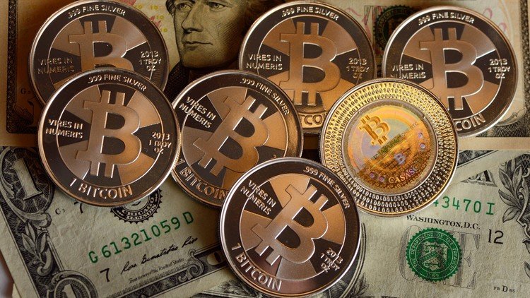 Si hubiera invertido un dólar en bitcoines hace 7 años ahora sería millonario