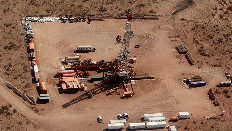 Descubren un yacimiento petrolero en el oeste de Argentina