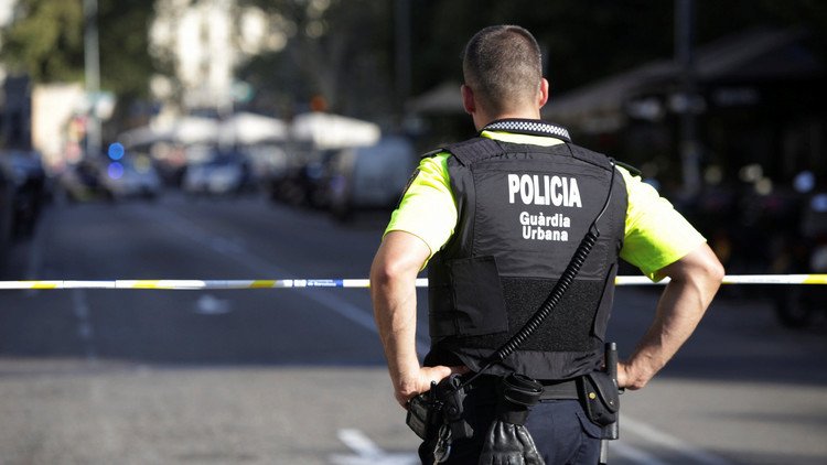 La Policía detiene a un presunto implicado en el atentado de Barcelona (VIDEO)