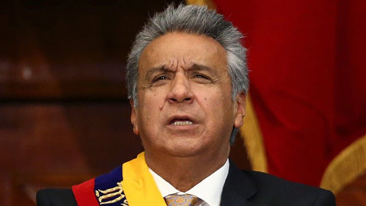 El presidente de Ecuador da por terminadas las funciones de seis embajadores