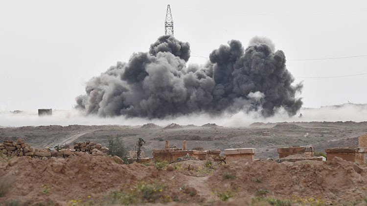 La Fuerza Aérea rusa elimina a más de 200 terroristas del EI en dirección a Deir ez Zor