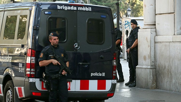 Uno de los detenidos confirma ante el juez que preparaban un atentado contra la Sagrada Familia