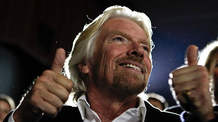 El multimillonario Richard Branson revela una simple pregunta que nos ayudará a ser exitosos