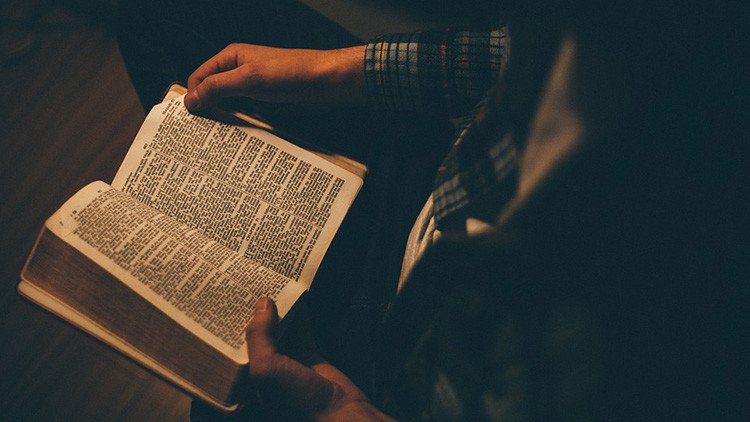 ¿Recoge la Biblia la palabra literal de Dios?: Según las primeras interpretaciones en latín, no