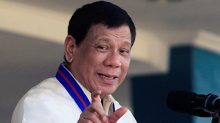Duterte: La Policía filipina puede matar a los "idiotas" que se resistan al arresto