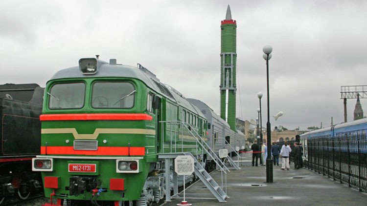 Un as en la manga: por qué los 'trenes de la muerte' rusos serán peligrosos para el enemigo