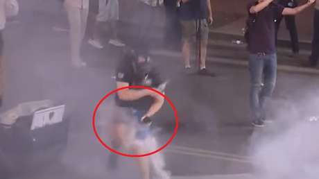Allí donde más duele: Un golpe que lo alejará de las protestas por un buen tiempo
