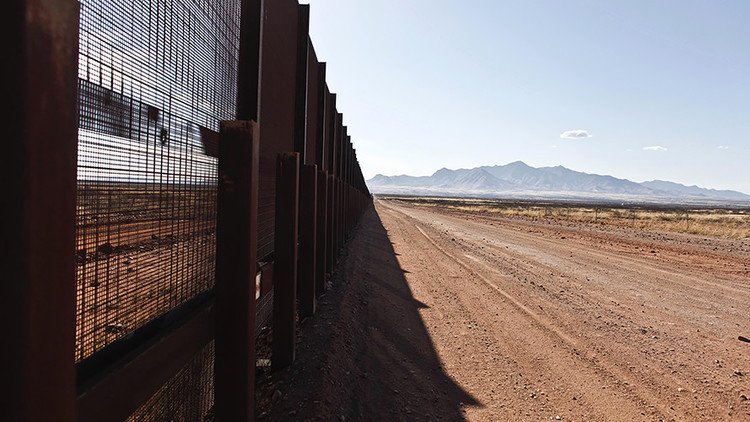 Cuatro empresas diseñarán prototipos del muro fronterizo de Trump