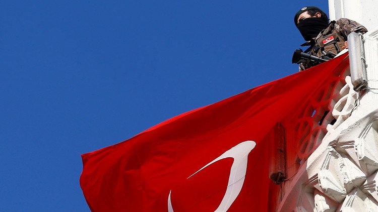 Berlín afirma que dos ciudadanos alemanes han sido detenidos en Turquía por razones políticas