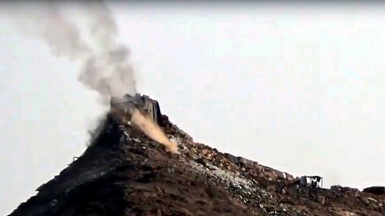 Video: Militantes hutíes destruyen una 'inexpugnable' fortaleza saudita