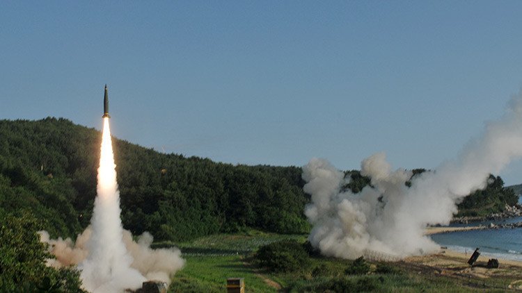 Seúl y Washington acuerdan eliminar las limitaciones al peso de ojivas para misiles en Corea del Sur