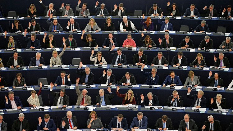 El plan de la UE para excluir a los parlamentos nacionales “rebeldes”