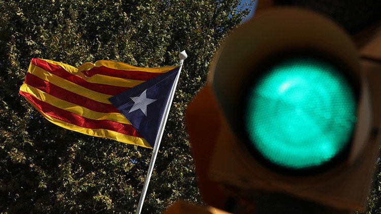 El Parlamento catalán busca aprobar la Ley del Referéndum