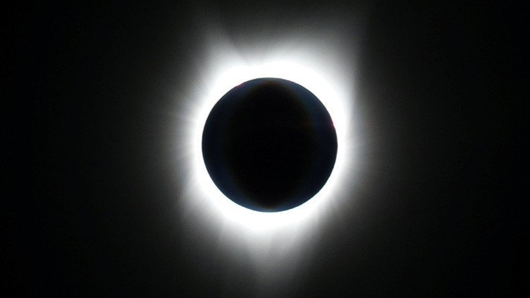Aseguran que el eclipse total de sol generó una 'súper visión nocturna' en quienes lo observaron