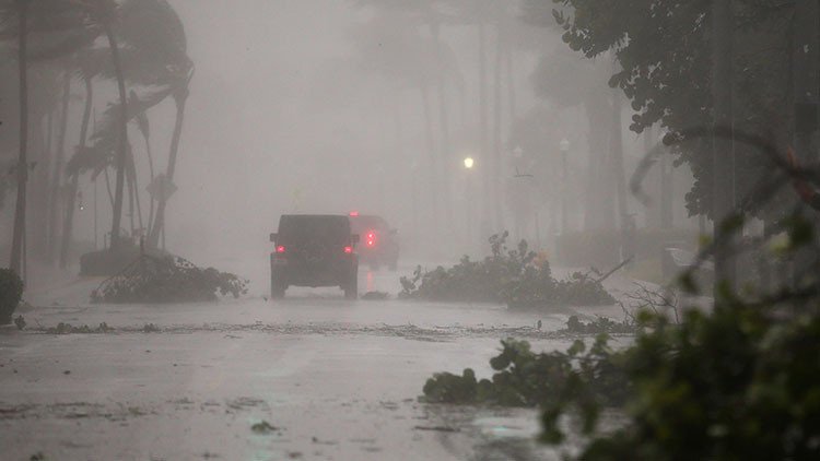 Un video 'timelapse' muestra el impacto de Irma en Miami Beach