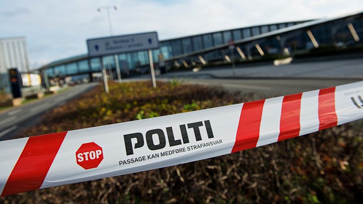 La Policía evacúa parte del aeropuerto de Copenhague tras hallar un paquete sospechoso