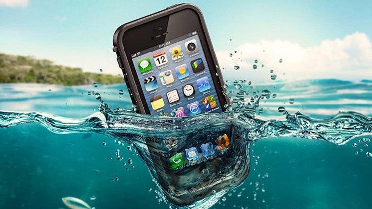 Empresa que vende el químico que salva a los teléfonos móviles mojados espera crecer un 300% 