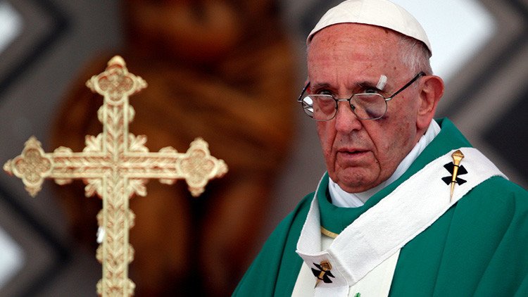 El papa Francisco, sobre el cambio climático: "El hombre es un estúpido, un testarudo que no ve"