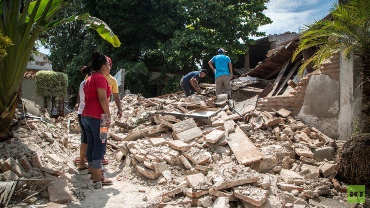 Pasado el terremoto, comienza el desastre social en México
