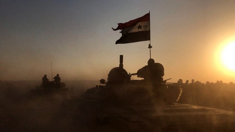 El Ejército sirio libera dos distritos de Deir ez Zor de terroristas