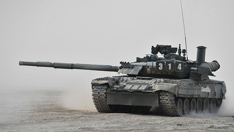 VIDEO: Muestran imágenes del tanque ruso T-80 en acción