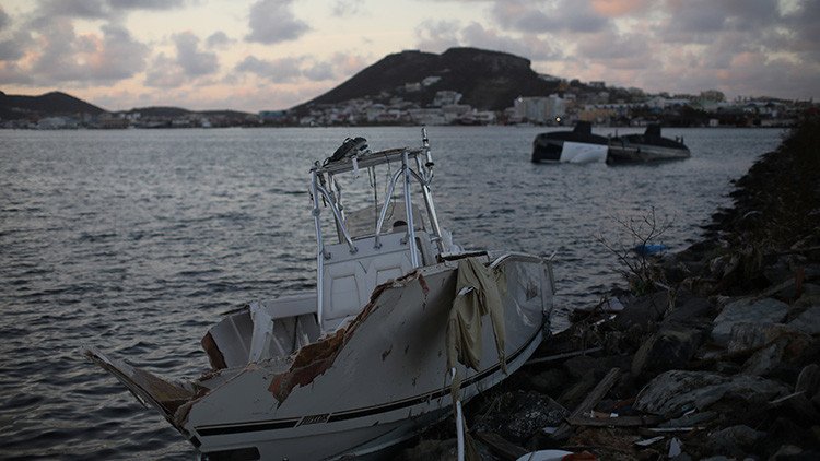 La isla de Martinica decreta la alerta roja por el huracán María