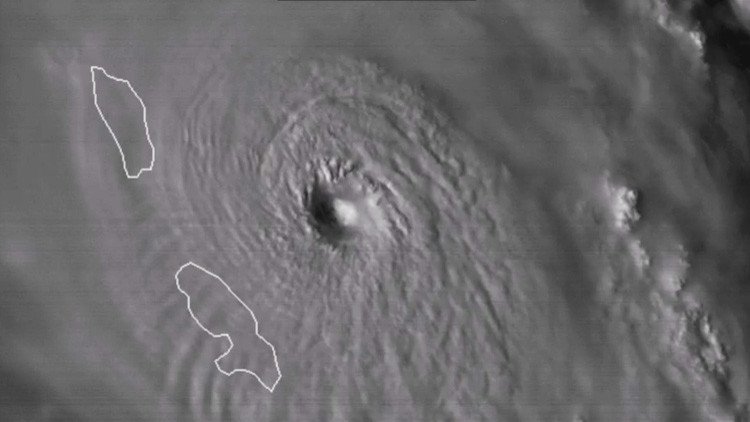 VIDEO: Así se fortalece y se acerca al Caribe el huracán María 