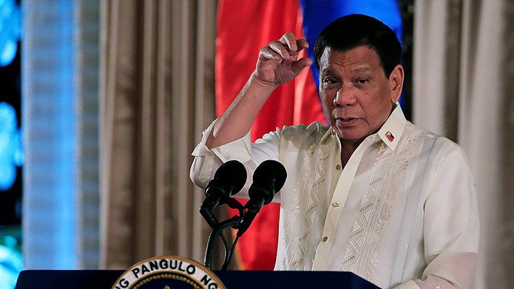 Duterte ordena a la policía que mate a su hijo si está involucrado en el tráfico de drogas