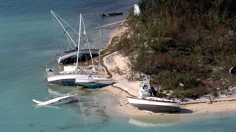 FOTO: Una embarcación 'fantasma' aparece en la costa de Florida
