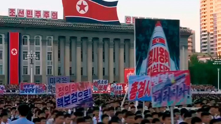 VIDEO: Miles de norcoreanos se reúnen en Pionyang para manifestarse contra Trump