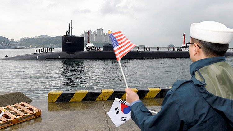 Corea del Sur considera ampliar su armamento con submarinos nucleares y satélites espía