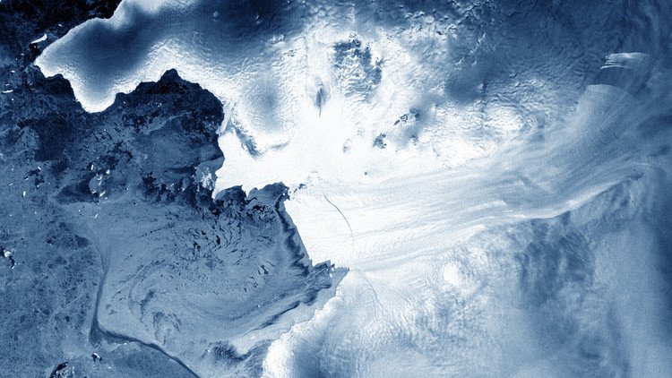 FOTO: Un iceberg cuatro veces mayor que Manhattan se separa de la Antártida