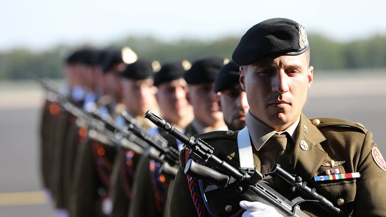 900 soldados y oficiales: así es el Ejército más pequeño de la OTAN