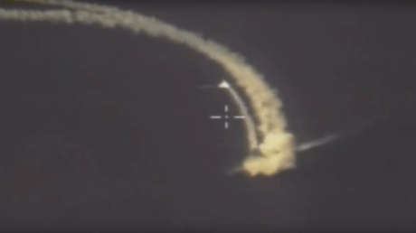 VIDEO: Así arrasaron los misiles Kalibr rusos las posiciones del Estado Islámico en Deir ez Zor