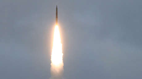 Moscú: Rusia prueba un misil balístico RS-12M Topol