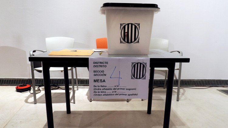 El Gobierno catalán permite a los votantes imprimir sus propias papeletas y llevarlas a las urnas