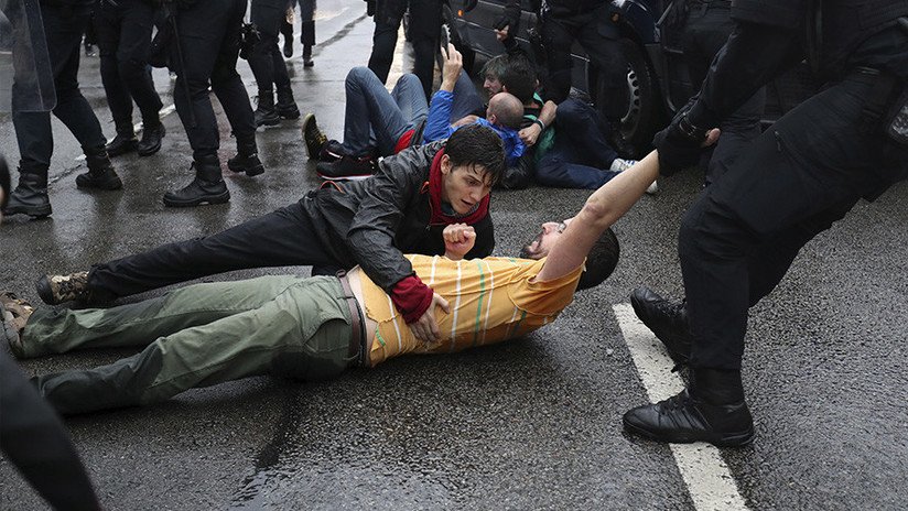 El Delegado del Gobierno en Cataluña pide disculpas por la actuación policial del día del reférendum