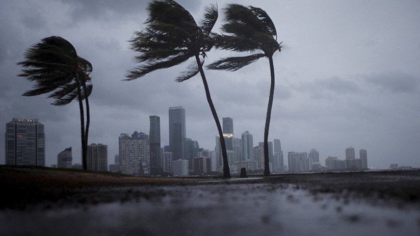 Declaran el estado de emergencia en tres estados de EE.UU. por el paso de la tormenta tropical Nate