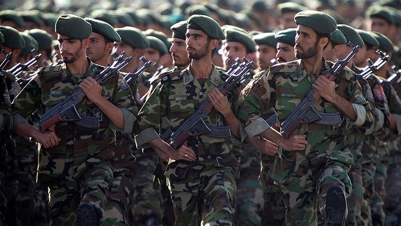Irán sostiene que tratará al Ejército de EE.UU. como al EI si se confirman nuevas sanciones 