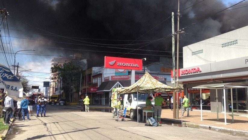 Impresionante incendio en un centro comercial de Argentina (VIDEOS, FOTOS)