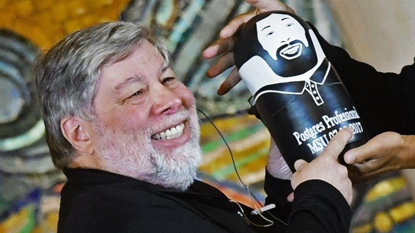Steve Wozniak: "La tecnología no nos ayudó a ser más felices que el hombre primitivo"