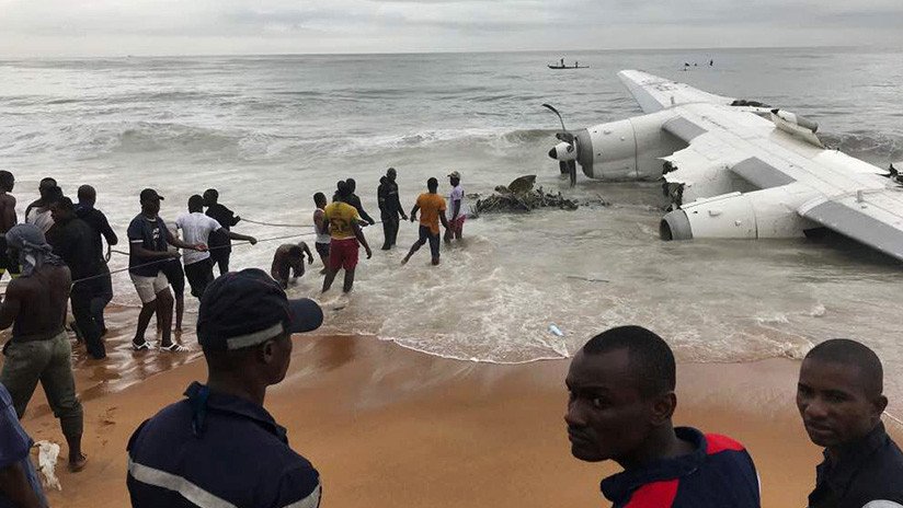VIDEO, FOTOS: Accidente de un avión de carga en Costa de Marfil deja al menos 4 muertos