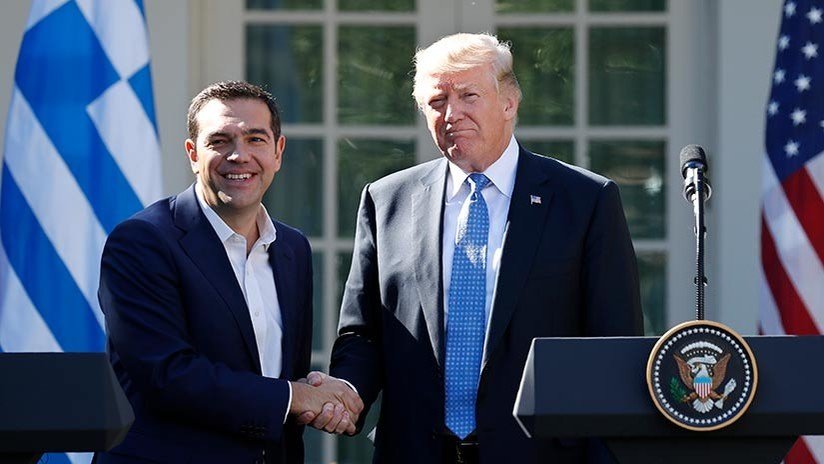 Trump vive un 'momento incómodo' en la Casa Blanca tras su reunión con Tsipras