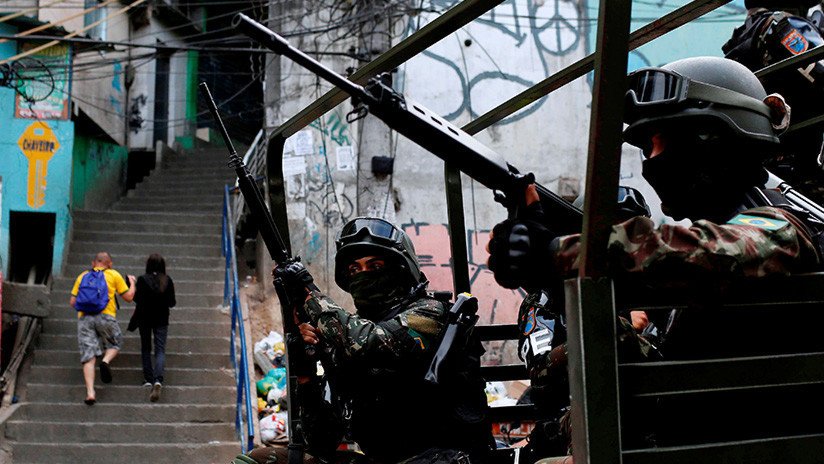 Video capta el momento en que una turista española es tiroteada por un policía en una favela de Río