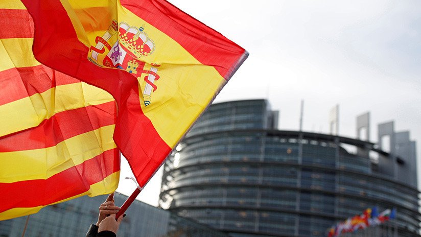 VIDEO: Protesta en Barcelona contra la suspensión de la autonomía en Cataluña