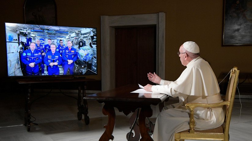 "Vivir sin un arriba ni un abajo": el papa habla con la EEI sobre el lugar del hombre en el universo
