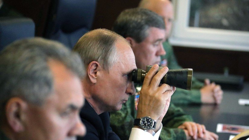 Putin participa en el lanzamiento de cuatro misiles balísticos intercontinentales